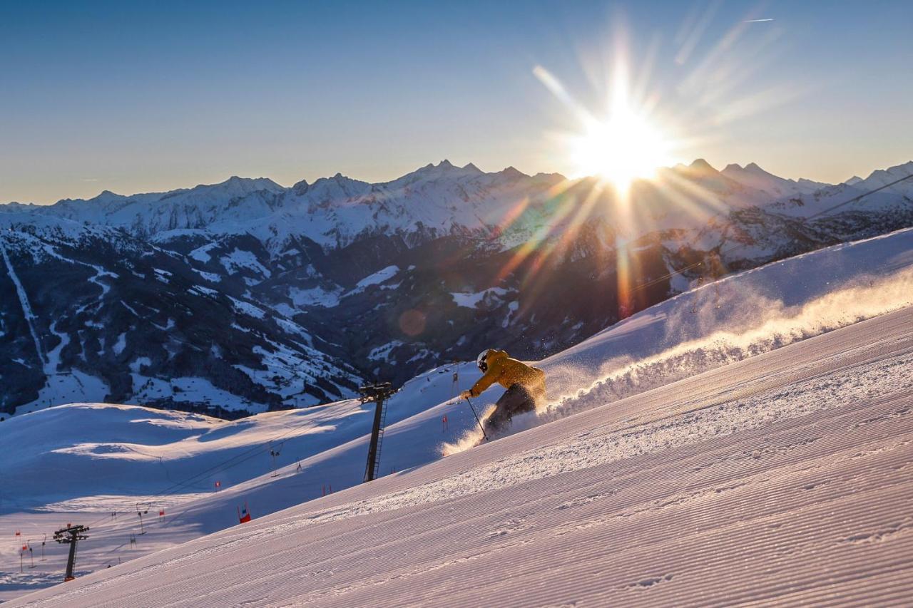 Zillertal Suites Fuegen By Alps Resorts Ngoại thất bức ảnh