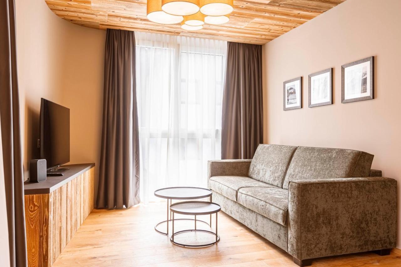 Zillertal Suites Fuegen By Alps Resorts Ngoại thất bức ảnh