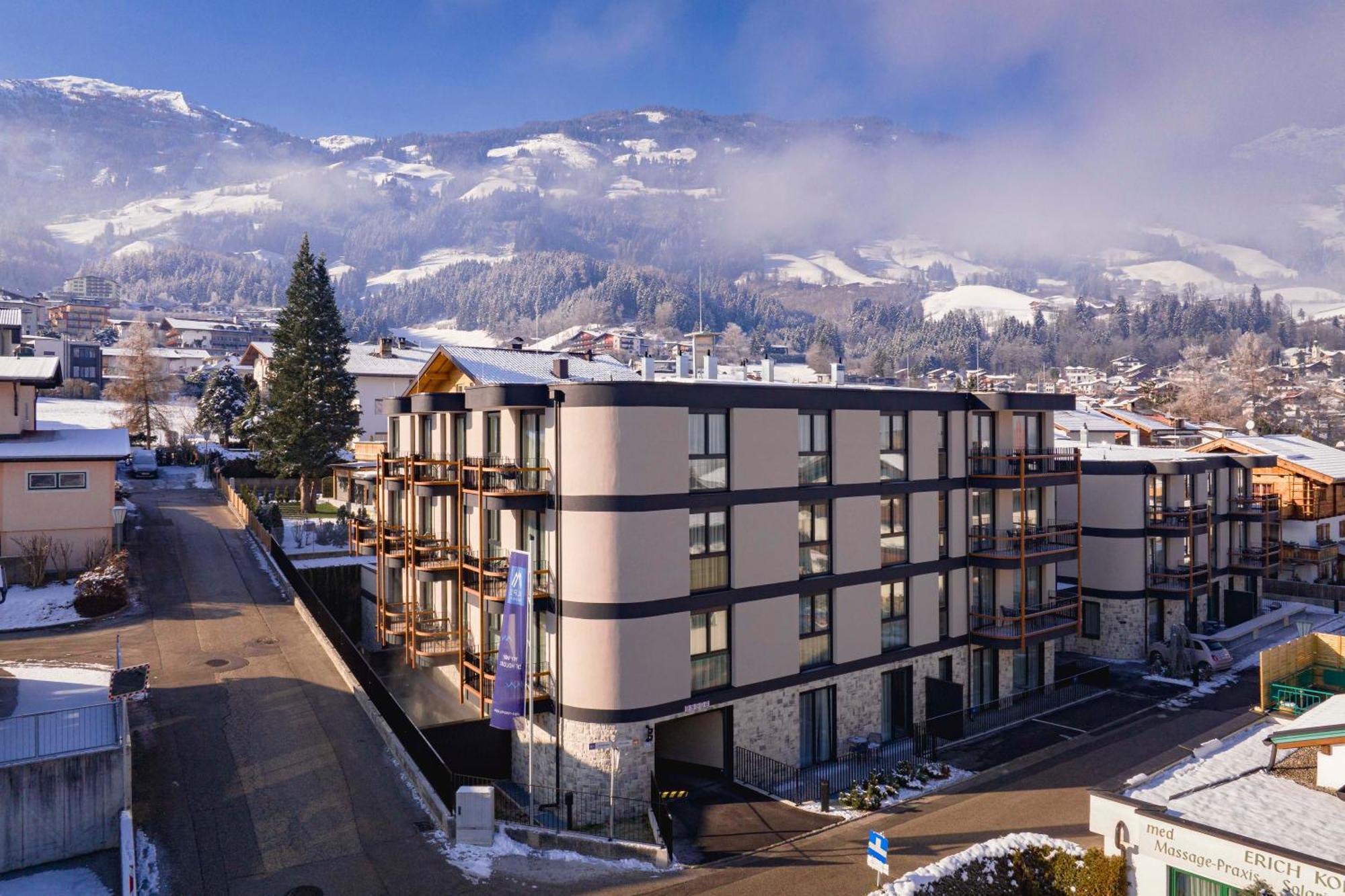 Zillertal Suites Fuegen By Alps Resorts Ngoại thất bức ảnh